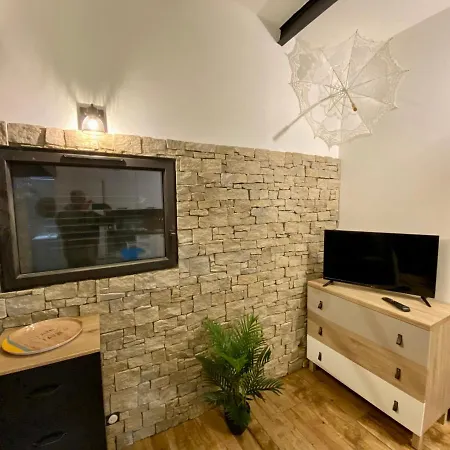 Bergerie Casa Santu 22m2, Patio 35m2, En Pierres Typique, équipé Et Neuf,de Samedi En Samedi