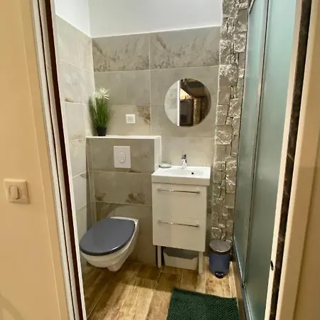 Hébergement de vacances Bergerie Casa Santu 22m2, Patio 35m2, En Pierres Typique, équipé Et Neuf,de Samedi En Samedi *